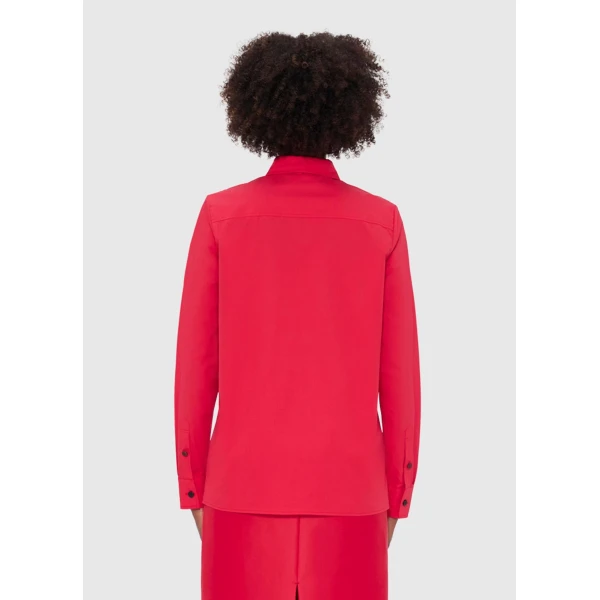 Curved hemline