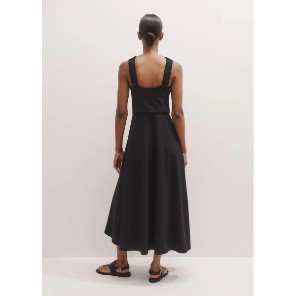 Crossover Maxi Dress
Elevated Evening Jersey - Image 6