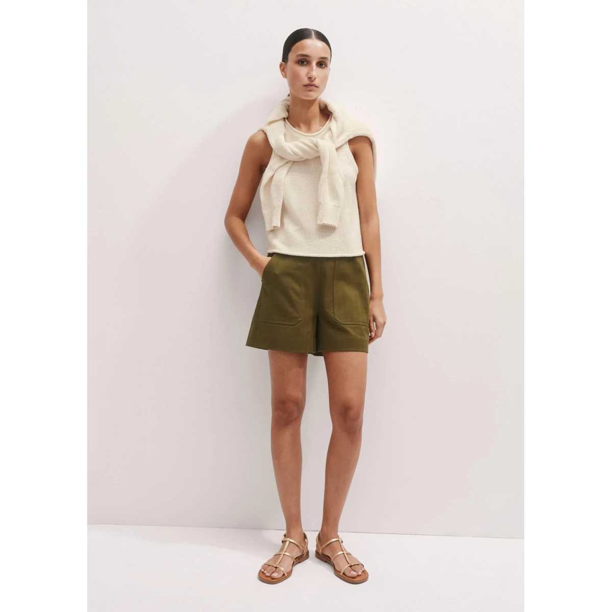 Herringbone Patch Pocket Short
Stretch Organic Cotton - Image 5