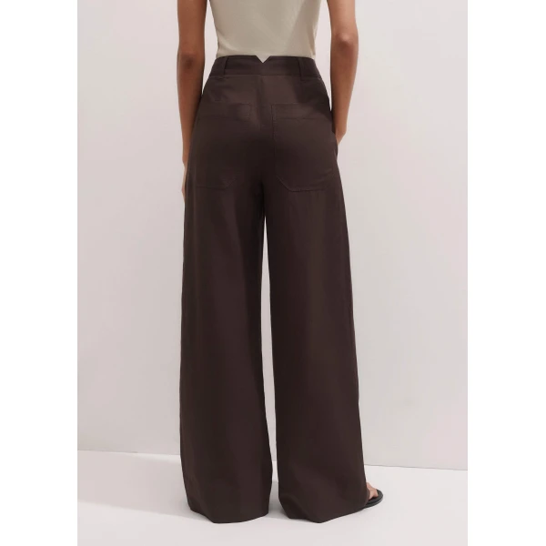 Me and Em Italian Linen Double Pleat Wide-Leg Trouser
Italian Linen + Cotton Blend, view 5