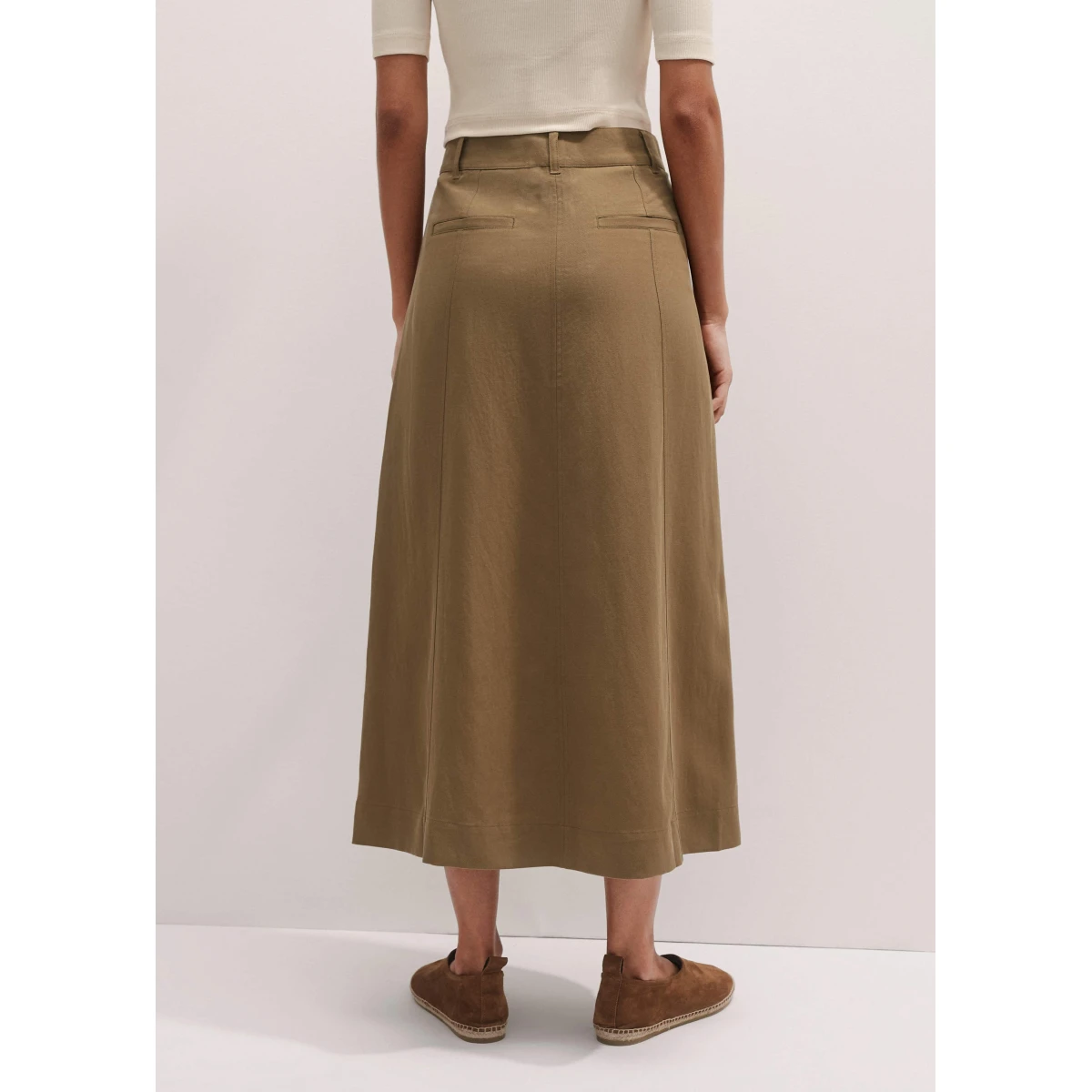 Linen Blend Wrap Maxi Skirt
Fluid Lyocell + Linen - Image 5
