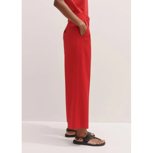 Me and Em Pop Color Straight Crop Pant
Fluid Tailoring Fabric, view 4