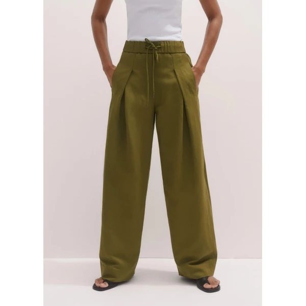 Me and Em Relaxed Tapered Pant
Linen-Blend Tailoring Fabric, view 2