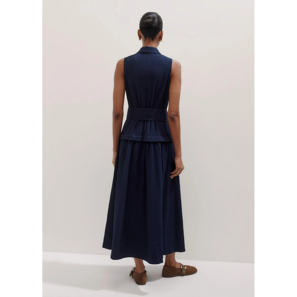 Seersucker Maxi Shirt Dress + Belt
Viscose + Cotton-Blend Seersucker - Image 7