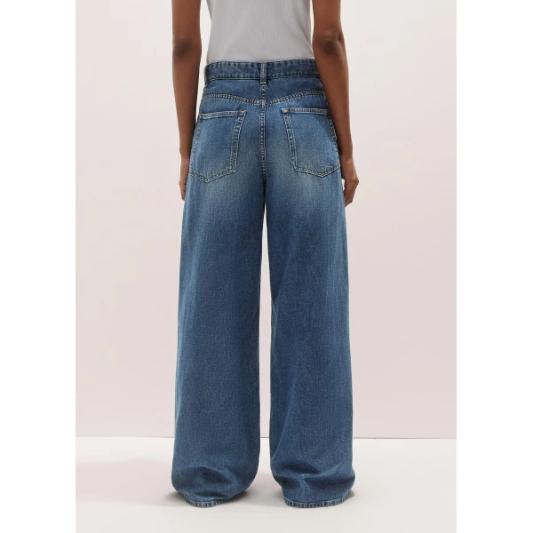 Me and Em Slouchy Long-Length Jean
Lightweight Non-Stretch Denim, view 5