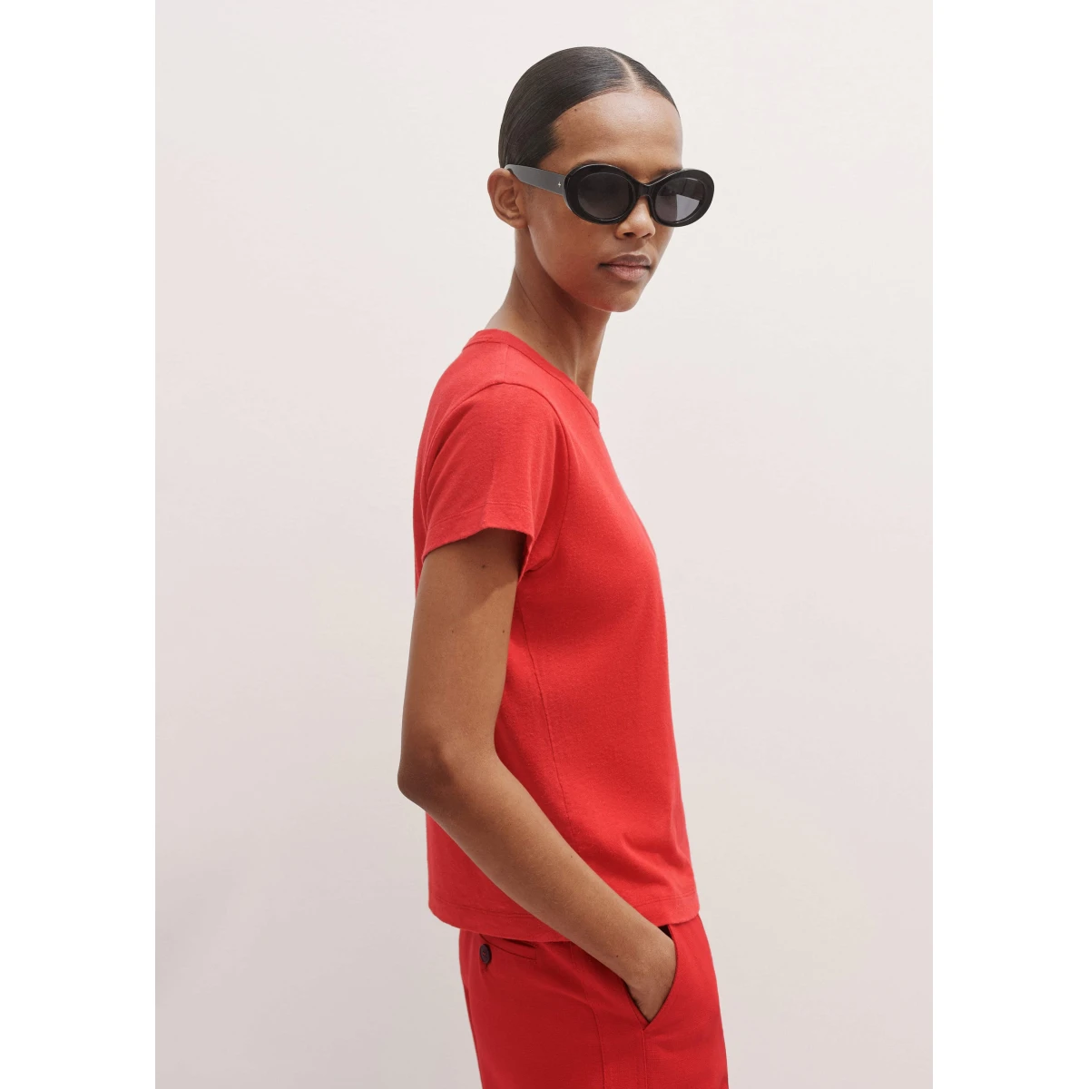 Soft Washed Tee
Cotton + Hemp Textured Jersey - Image 6