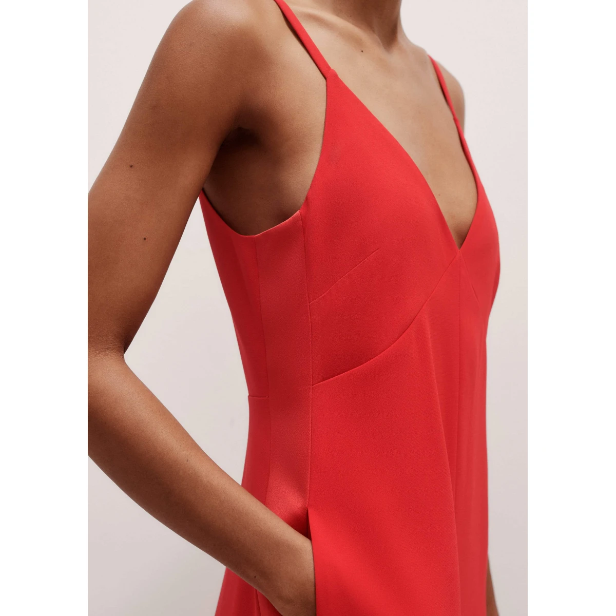 Wide Leg Jumpsuit + Silk Top
Silk + Satin Back Crepe - Image 5