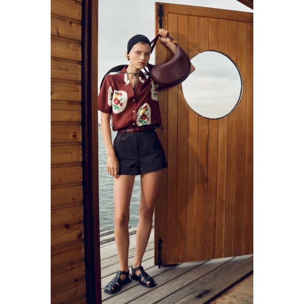 Oroton clothing