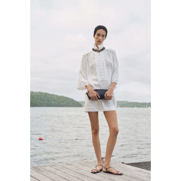Oroton clothing