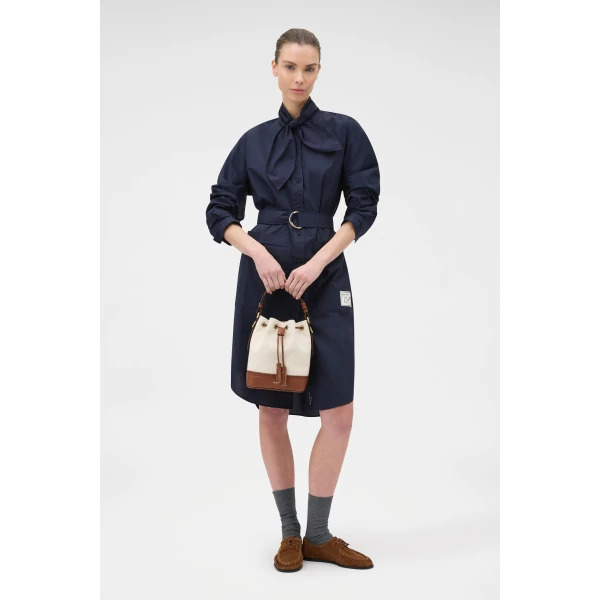 Oroton clothing