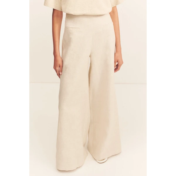 Textured linen suiting