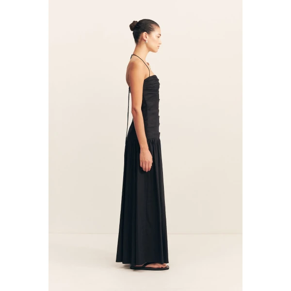 Draped tucks on waist