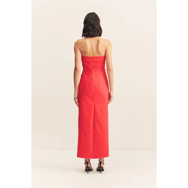 Draped bodice with tucks on side