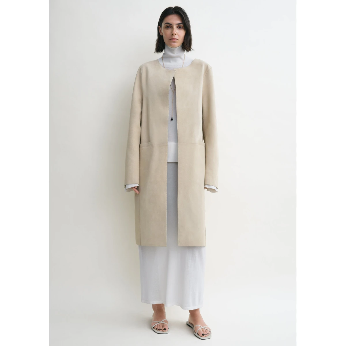 Collarless suede coat peanut - Image 3