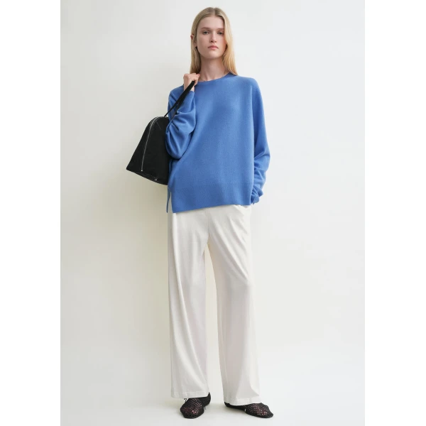 Toteme Knitwear with minimalist design at Coveti