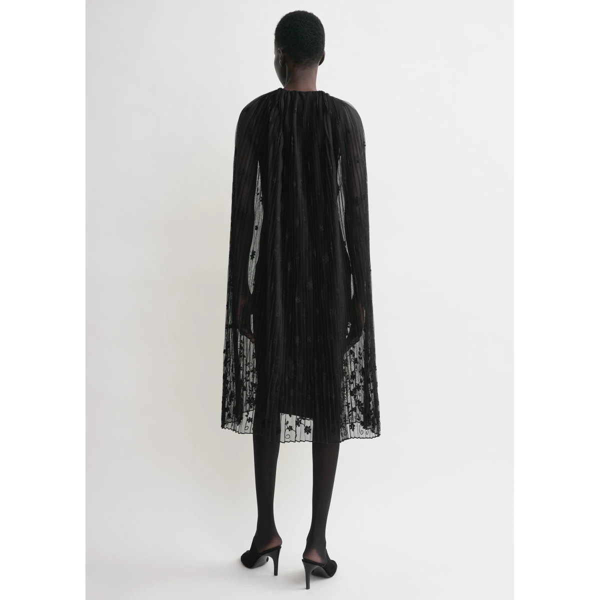 Toteme Jackets with minimalist design at Coveti