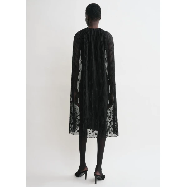 Toteme Jackets with minimalist design at Coveti