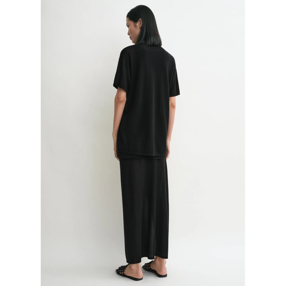 Toteme Tops with minimalist design at Coveti