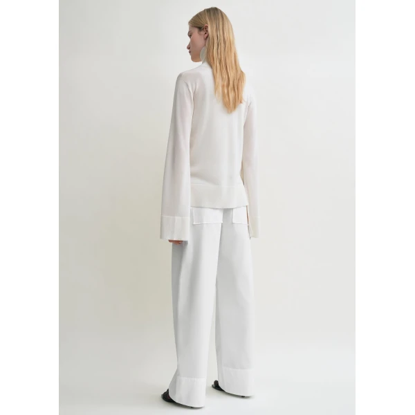 Toteme Pants with minimalist design at Coveti