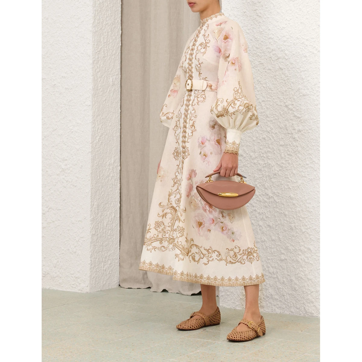available now at Coveti.