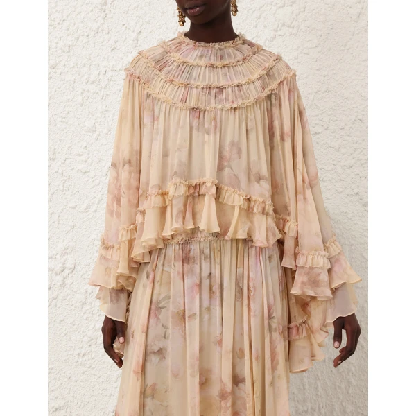 available now at Coveti.