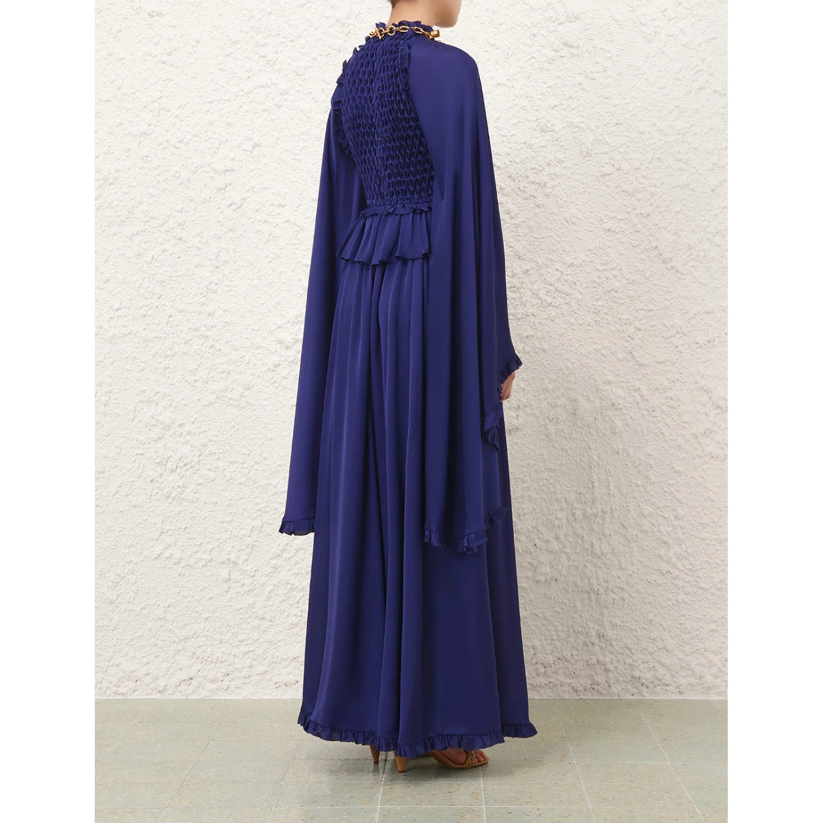 available now at Coveti.