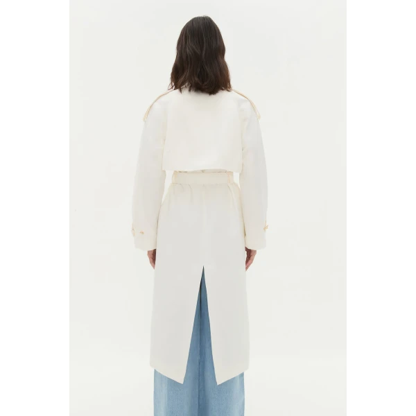 Aje clothing Aus Coats – structured silhouette with raw femininity from Coveti