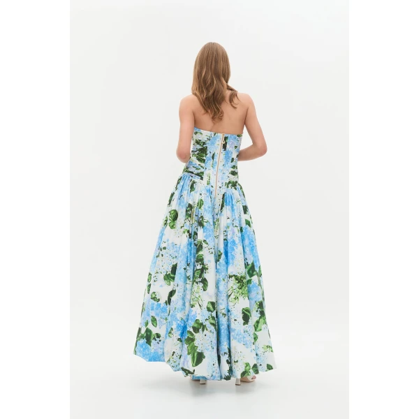 Aje clothing Aus Dresses – structured silhouette with raw femininity from Coveti