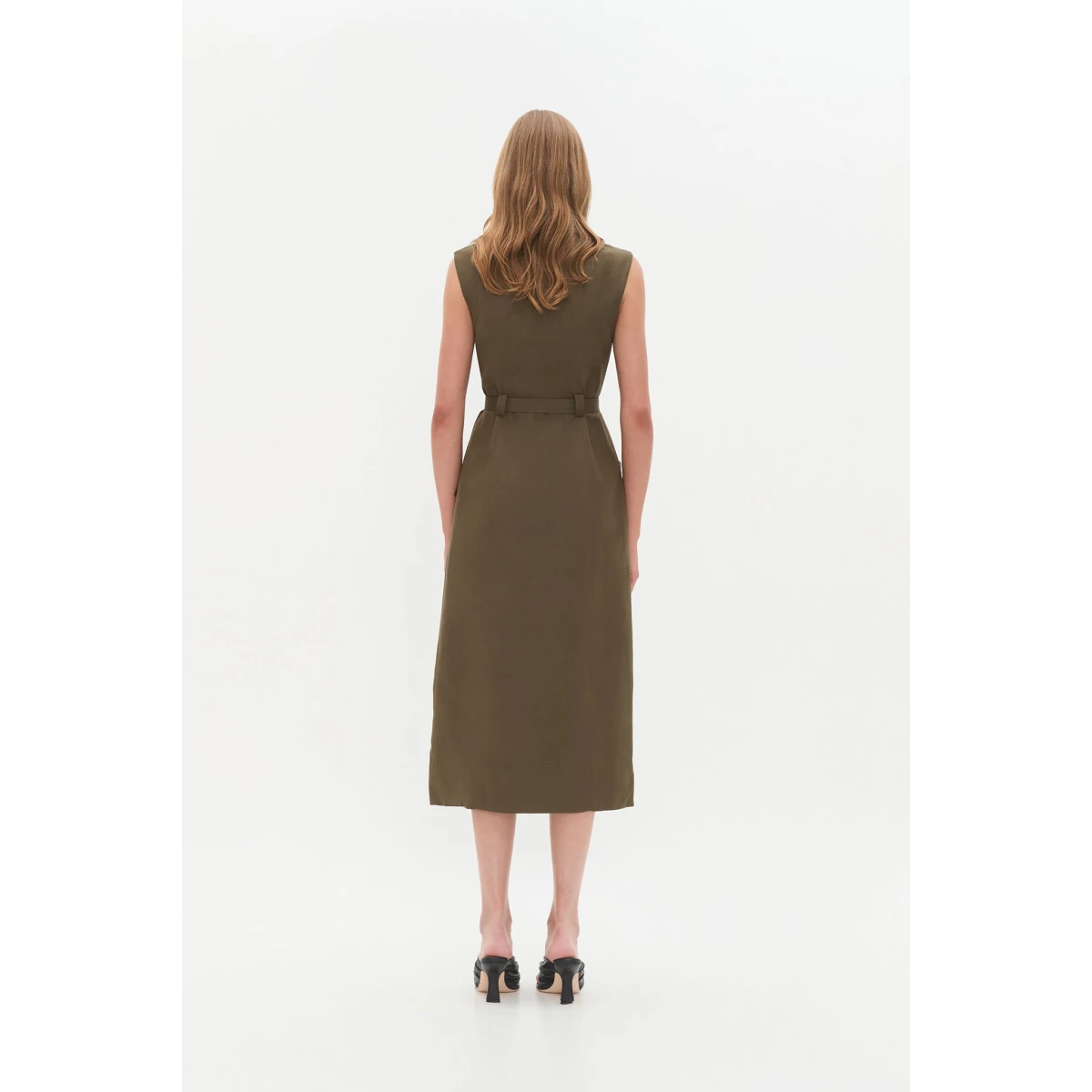 Aje clothing Aus Dresses – structured silhouette with raw femininity from Coveti