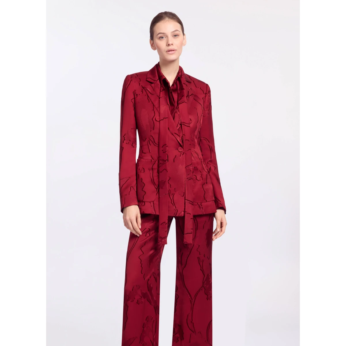 Elie Saab Jacquard Blazer in Red featuring Tailored Collar & Lapel – Luxury Designer Fashion at Coveti.