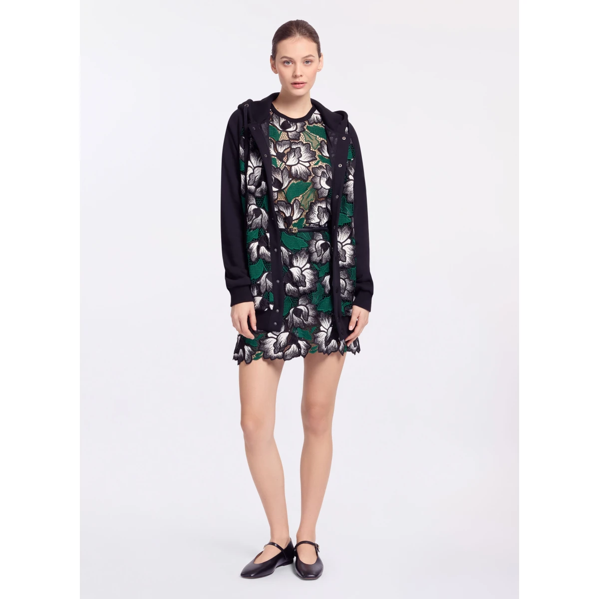 Elie Saab Macramé I-Shirt in Multicolour featuring  – Luxury Designer Fashion at Coveti.