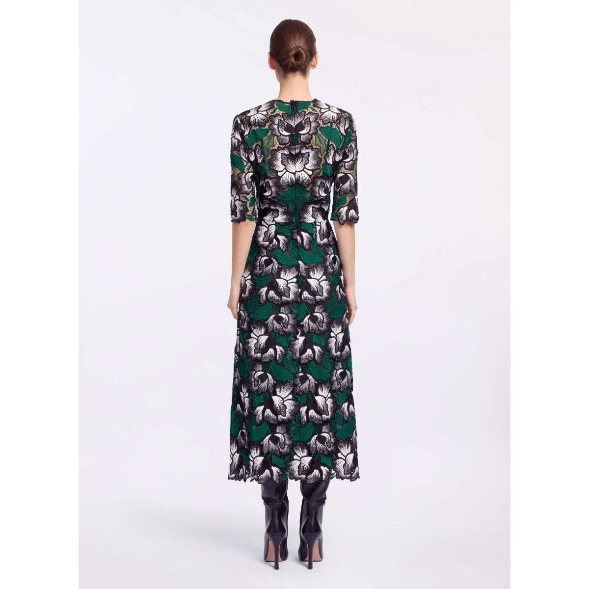 Elie Saab Macramé Midi Dress in Multicolour featuring V-Neck – Luxury Designer Fashion at Coveti.