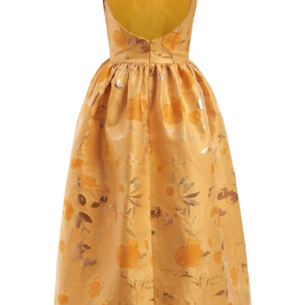 Markarian gowns with romantic neckline and structured silhouette