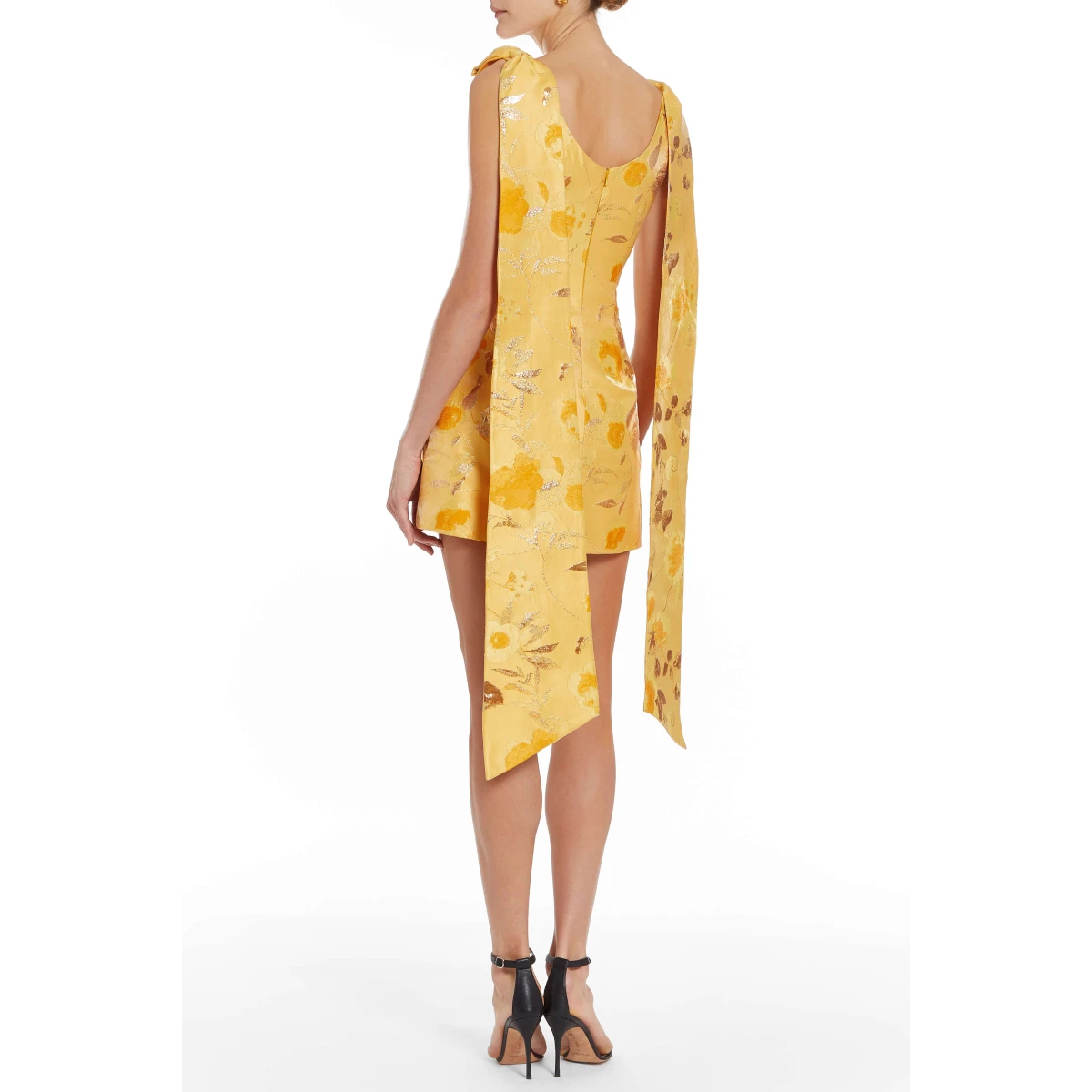 Markarian gowns with romantic neckline and structured silhouette