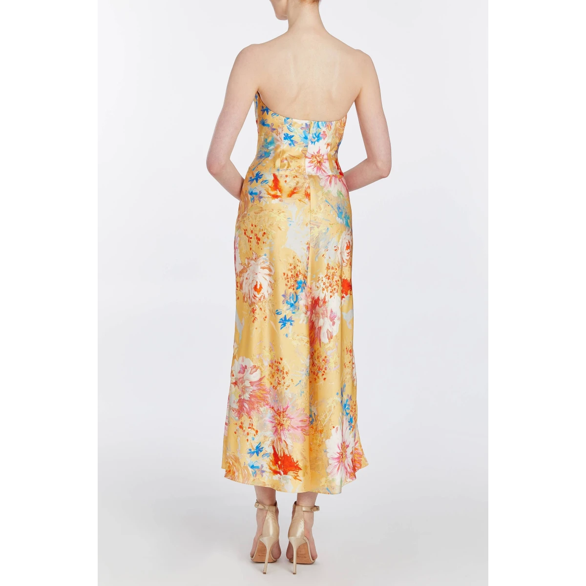 Markarian gowns with romantic neckline and structured silhouette
