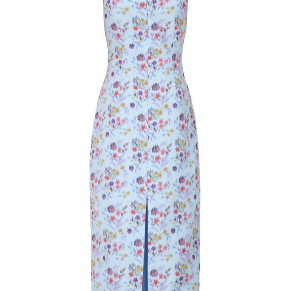 Markarian gowns with romantic neckline and structured silhouette