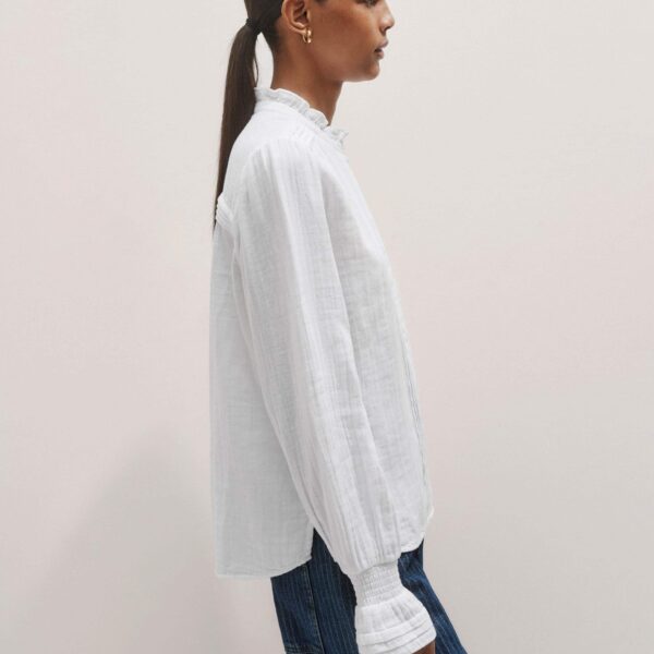 Me + Em Cheesecloth Pleat Detail Blouse – luxury British White in Me and Em exclusively at Coveti