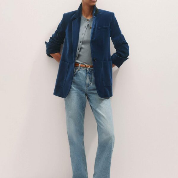 Me + Em Merino Cashmere Barely There Slim Knit Vest – luxury British Blue in Me and Em exclusively at Coveti