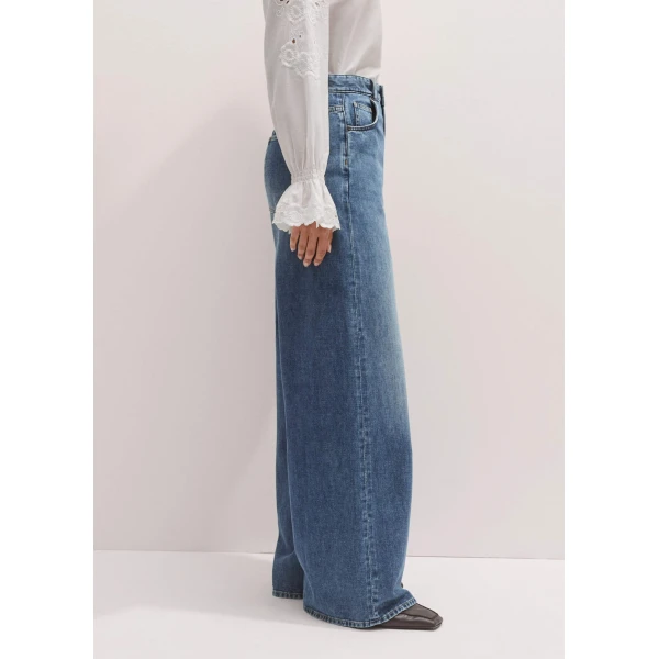 Me + Em Slouchy Long-Length Jean – luxury British Blue in Me and Em exclusively at Coveti