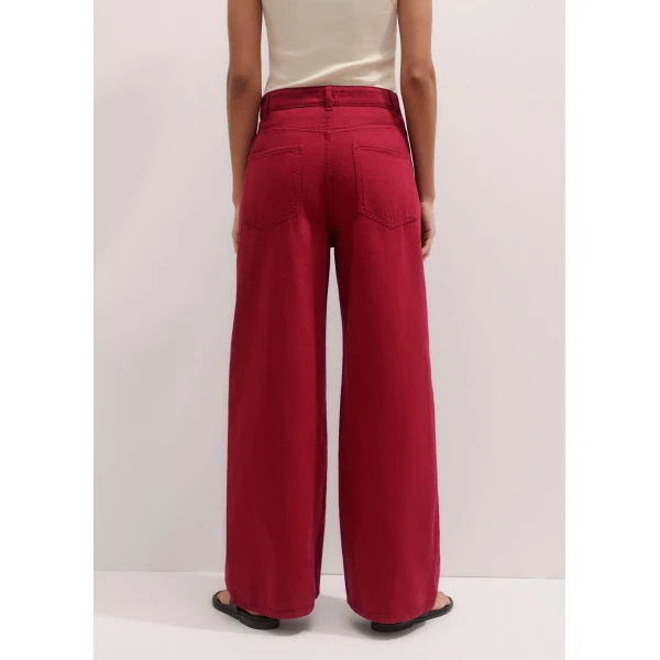 Me + Em Slouchy Long-Length Jean – luxury British Red in Me and Em exclusively at Coveti