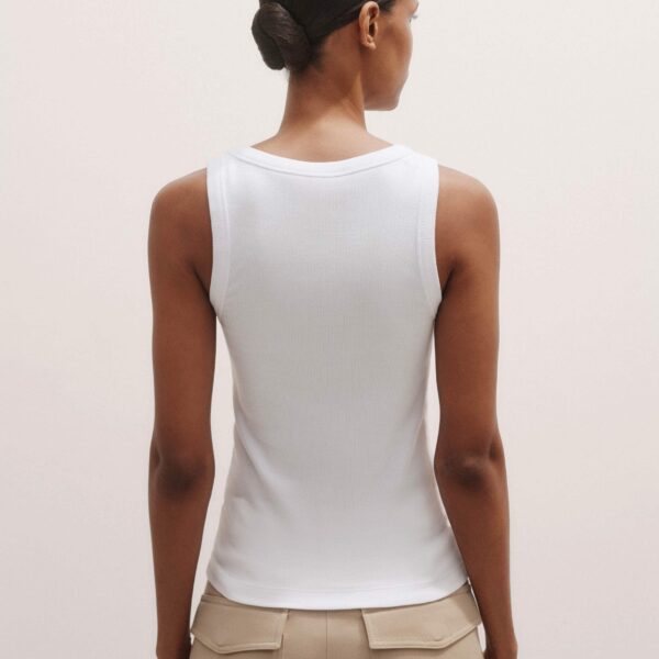 Me + Em Ultimate Crew Neck Tank – luxury British White in Me and Em exclusively at Coveti