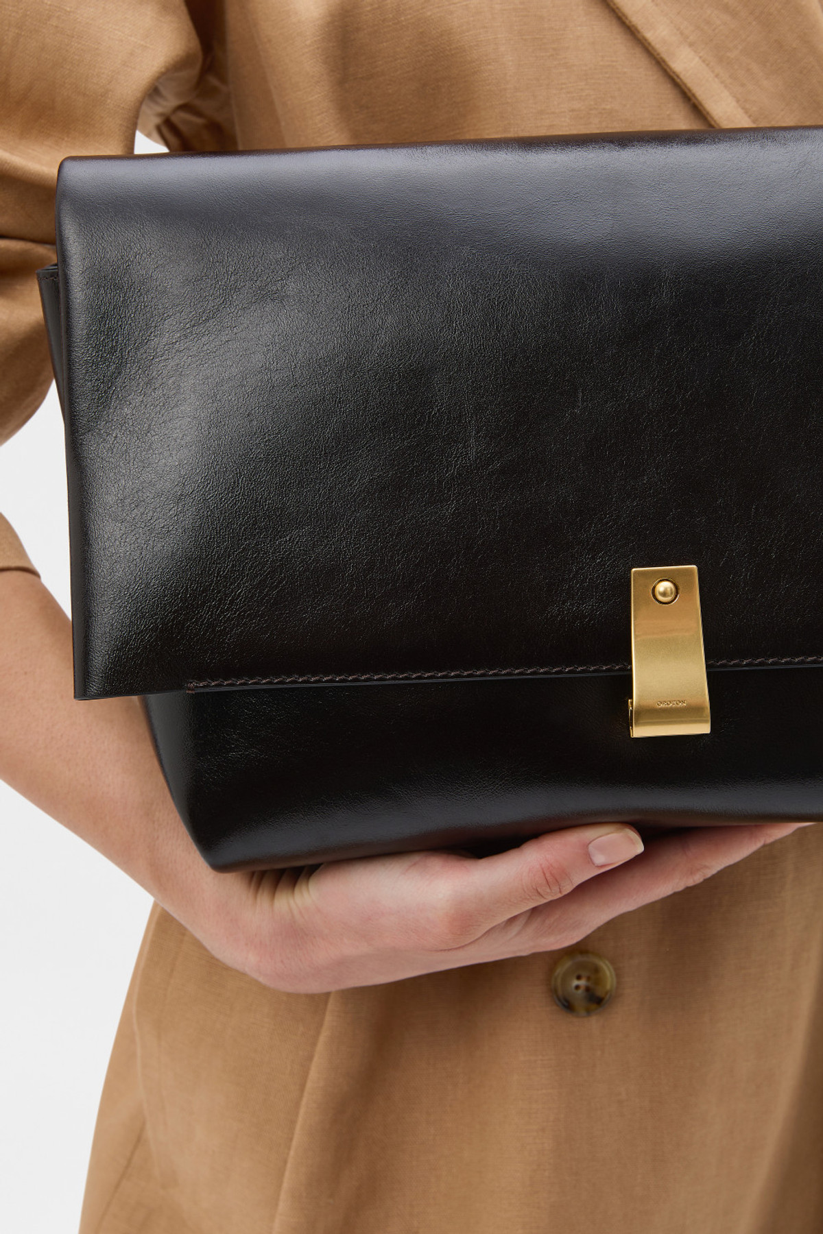 【OROTON】ETTA LARGE DAY BAG/ハンドル/クロスボディ/2Way Oroton Crossbody bag | Australian Designer Collection | Coveti