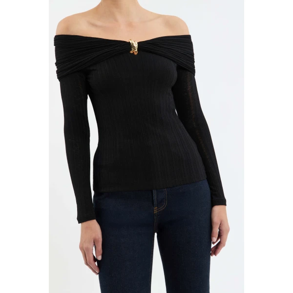 this top is a must-have for refined dressing.