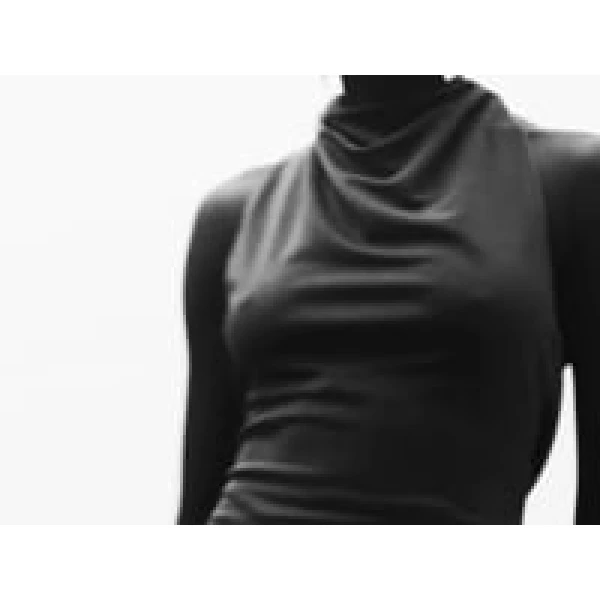 this dress is a captivating choice for your next special event.