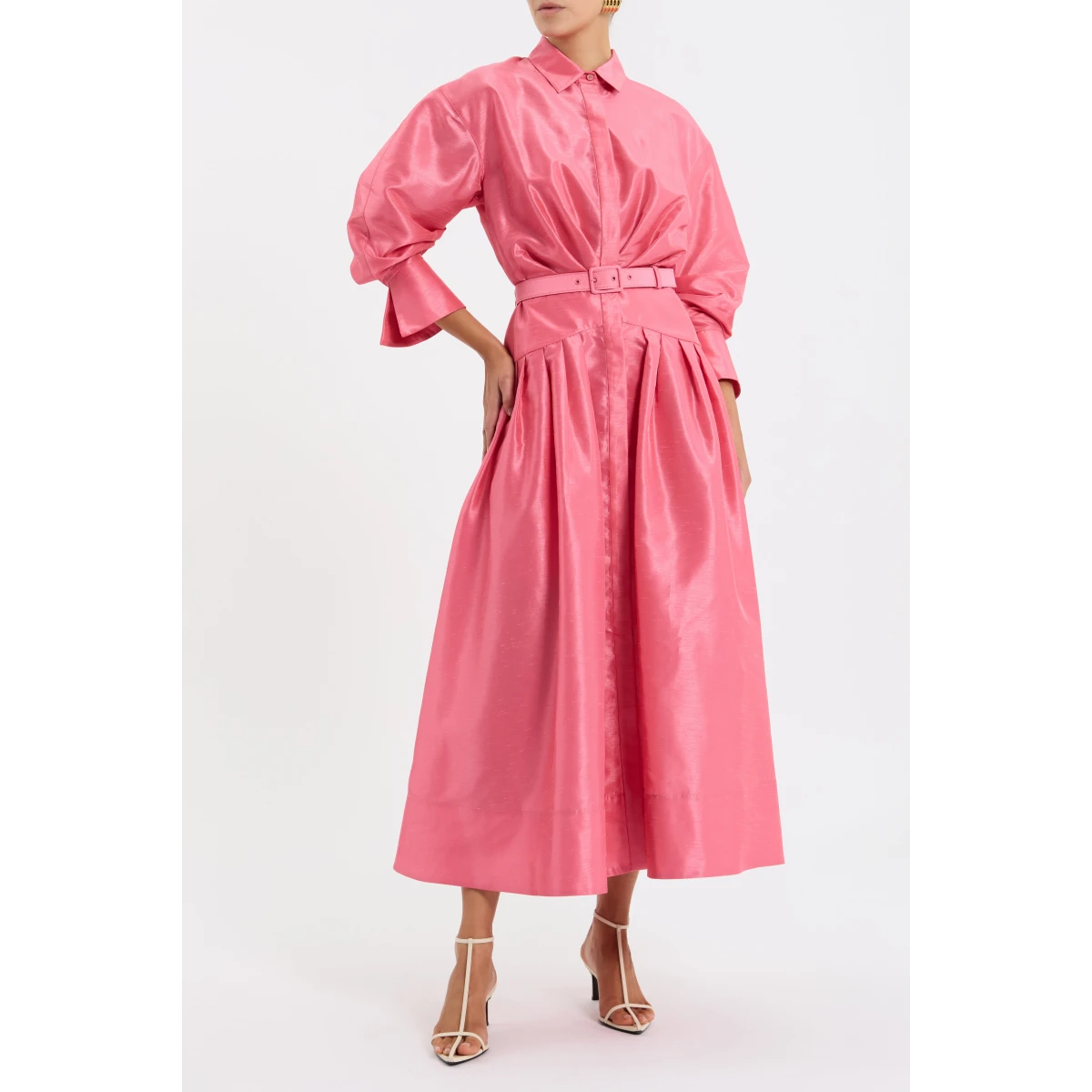 crafted from slub taffeta. A sleek stand collar and voluminous cocoon sleeves complement the refined shirt dress silhouette