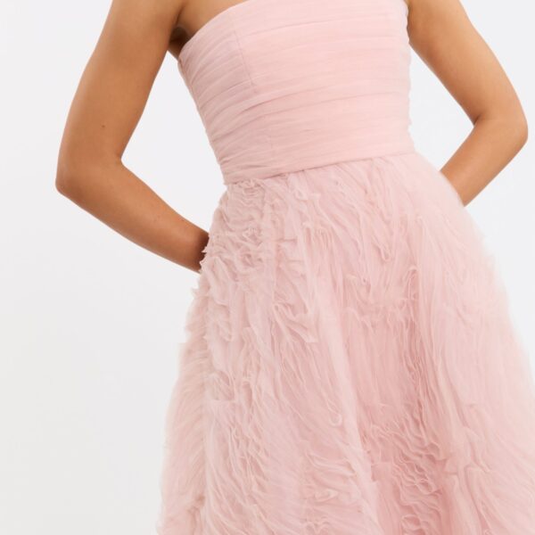 secured at the back with a zip fastening. Fully lined for utmost comfort
