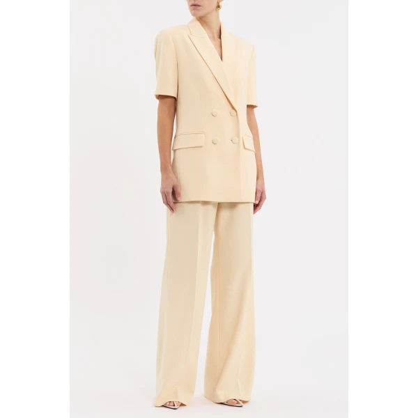 while lining ensures utmost comfort. Expertly tailored