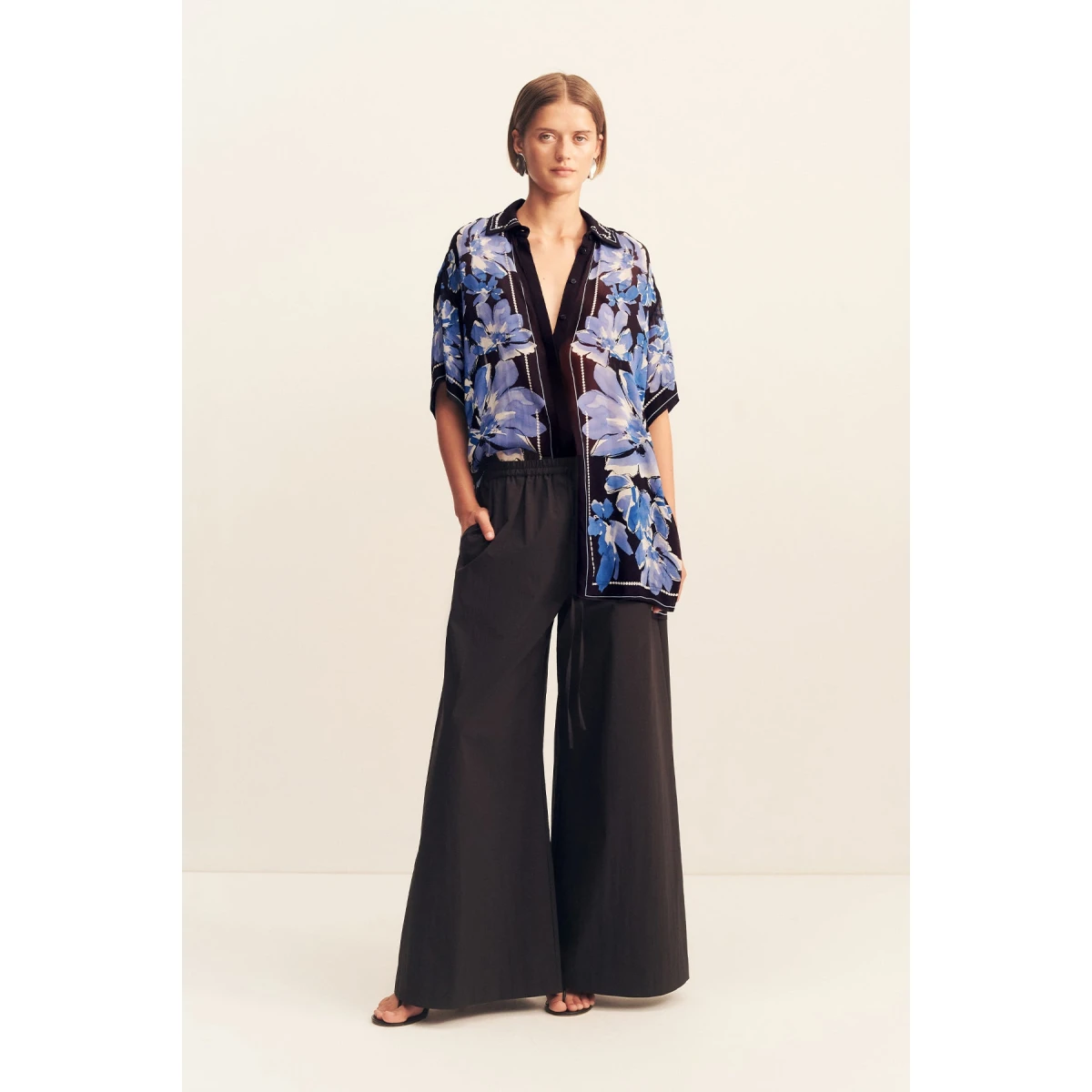 Short sleeve shirt in the Bluewing Mosaic print in a light weight semi-sheer georgette.