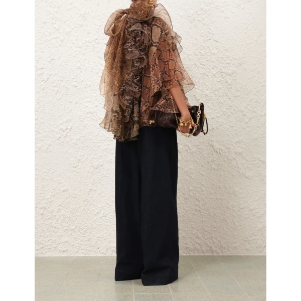 available now at Coveti.