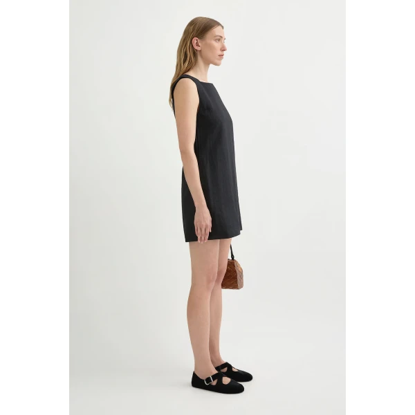 Posse Emma Shift Dress - Black – sustainable Dresses in Black from Australian designer at Coveti.